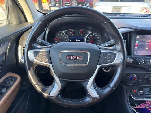 Used 2021 GMC Terrain SLT image 18