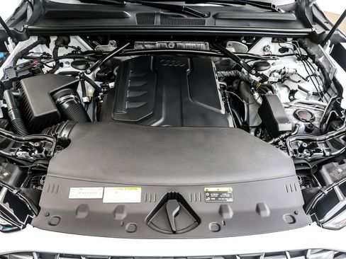 New 2025 Audi Q5 Premium Plus image 11