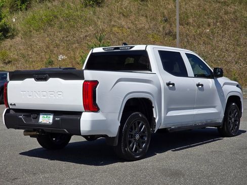 Used 2026 Toyota Tundra SR AWD/4WD image 17