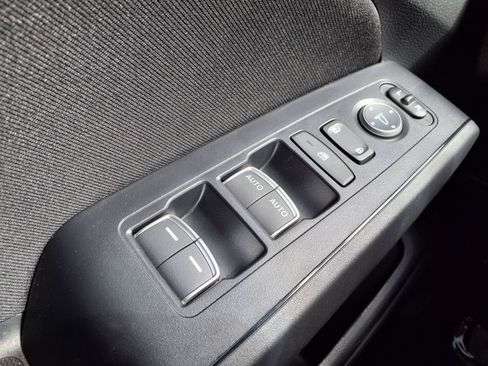 Used 2025 Honda Civic Sport image 18