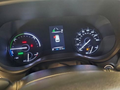 Used 2021 Toyota Sienna XLE image 27