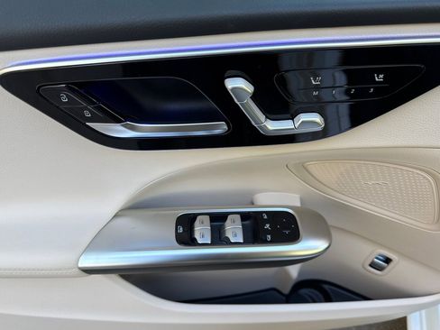 Certified 2025 Mercedes-Benz C 300 4MATIC Sedan image 26