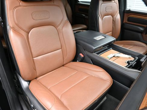 Used 2022 RAM 1500 Limited image 40