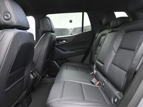 New 2026 Chevrolet Equinox LT w/ Convenience Package II image 11