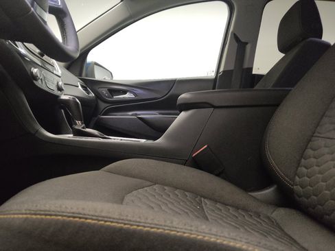 Used 2019 Chevrolet Equinox LT FWD image 17