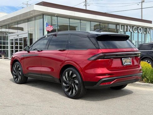 Certified 2024 Lincoln Nautilus Reserve w/ Equipment Group 202A AWD/4WD image 8