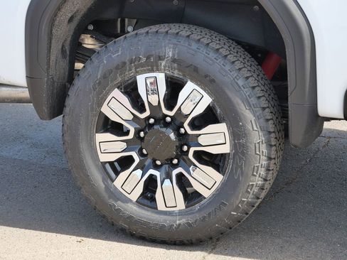 New 2026 GMC Sierra 3500 Denali w/ Denali Reserve Package image 20