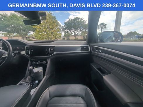 Used 2021 Volkswagen Atlas Cross Sport SEL Premium R-Line image 27