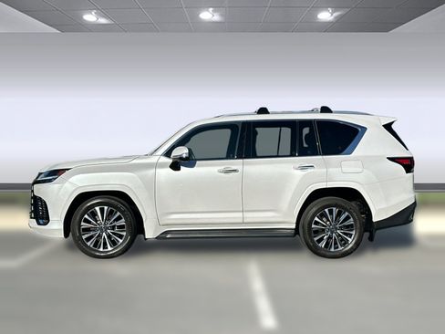 Certified 2024 Lexus LX 600 4WD w/ Interior Upgrade Package image 2