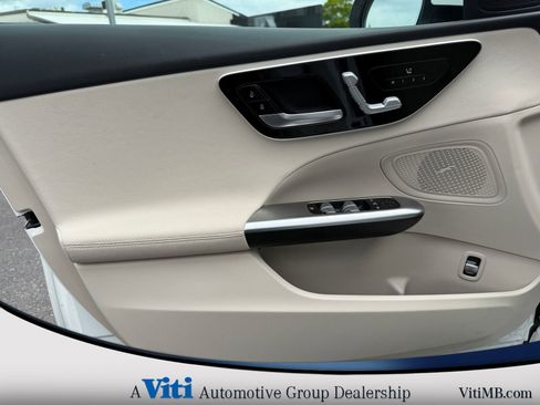 Used 2024 Mercedes-Benz C 300 4MATIC Sedan image 16