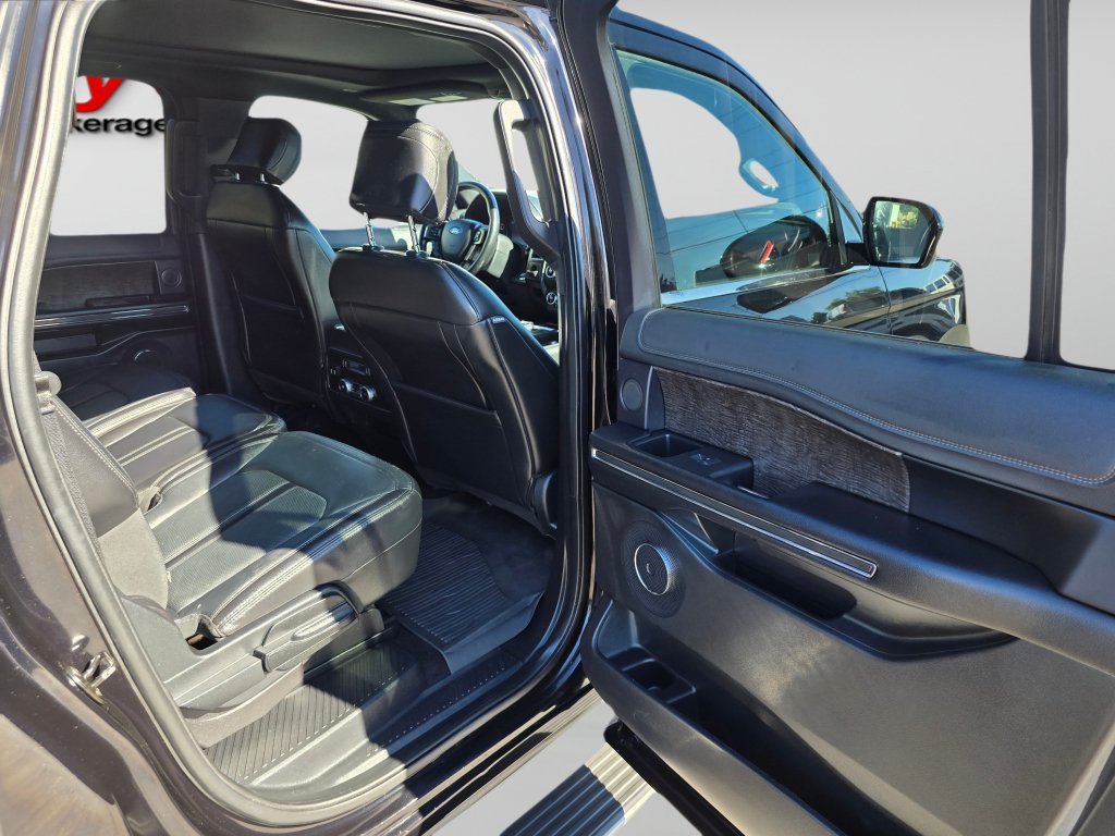 Used 2020 Ford Expedition Max Limited AWD/4WD image 28