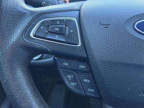 Used 2018 Ford Escape S image 27