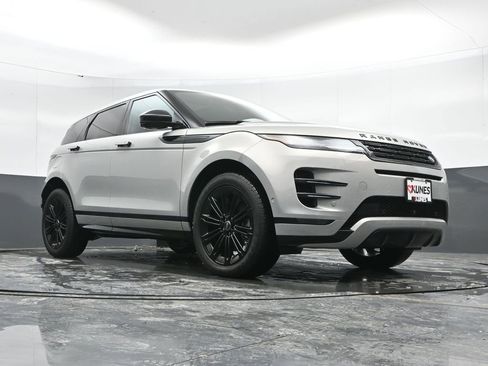 Used 2024 Land Rover Range Rover Evoque Dynamic SE image 48