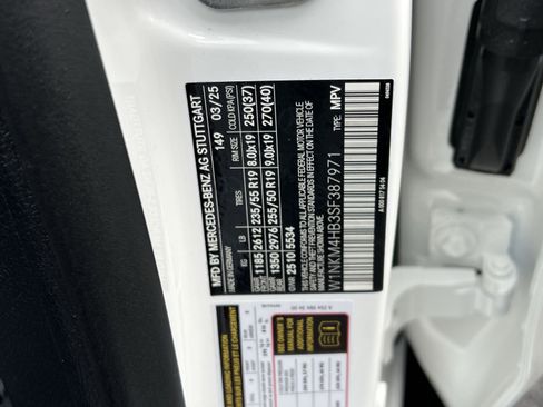 Certified 2025 Mercedes-Benz GLC 300 4MATIC image 35