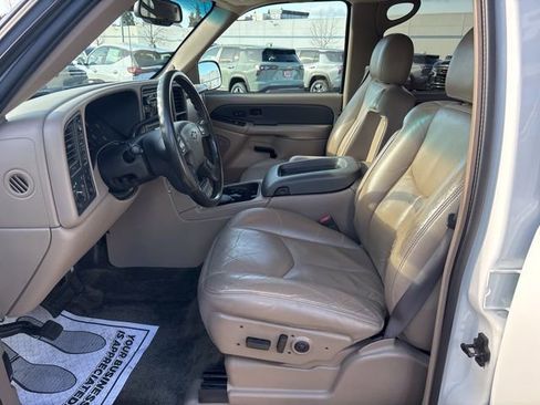 Used 2003 Chevrolet Avalanche 4x4 w/ Suspension Package, Off-Road image 26