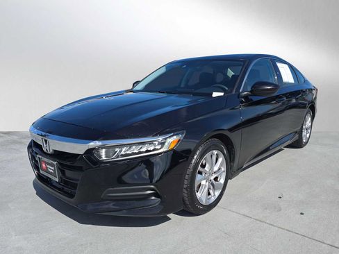 Used 2018 Honda Accord LX image 7