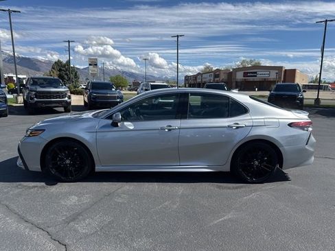Used 2024 Toyota Camry XSE image 4