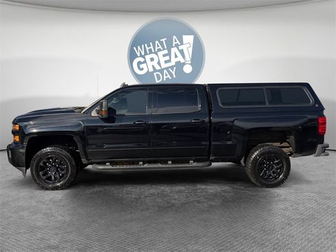 Used 2019 Chevrolet Silverado 2500 LTZ w/ Duramax Plus Package image 7