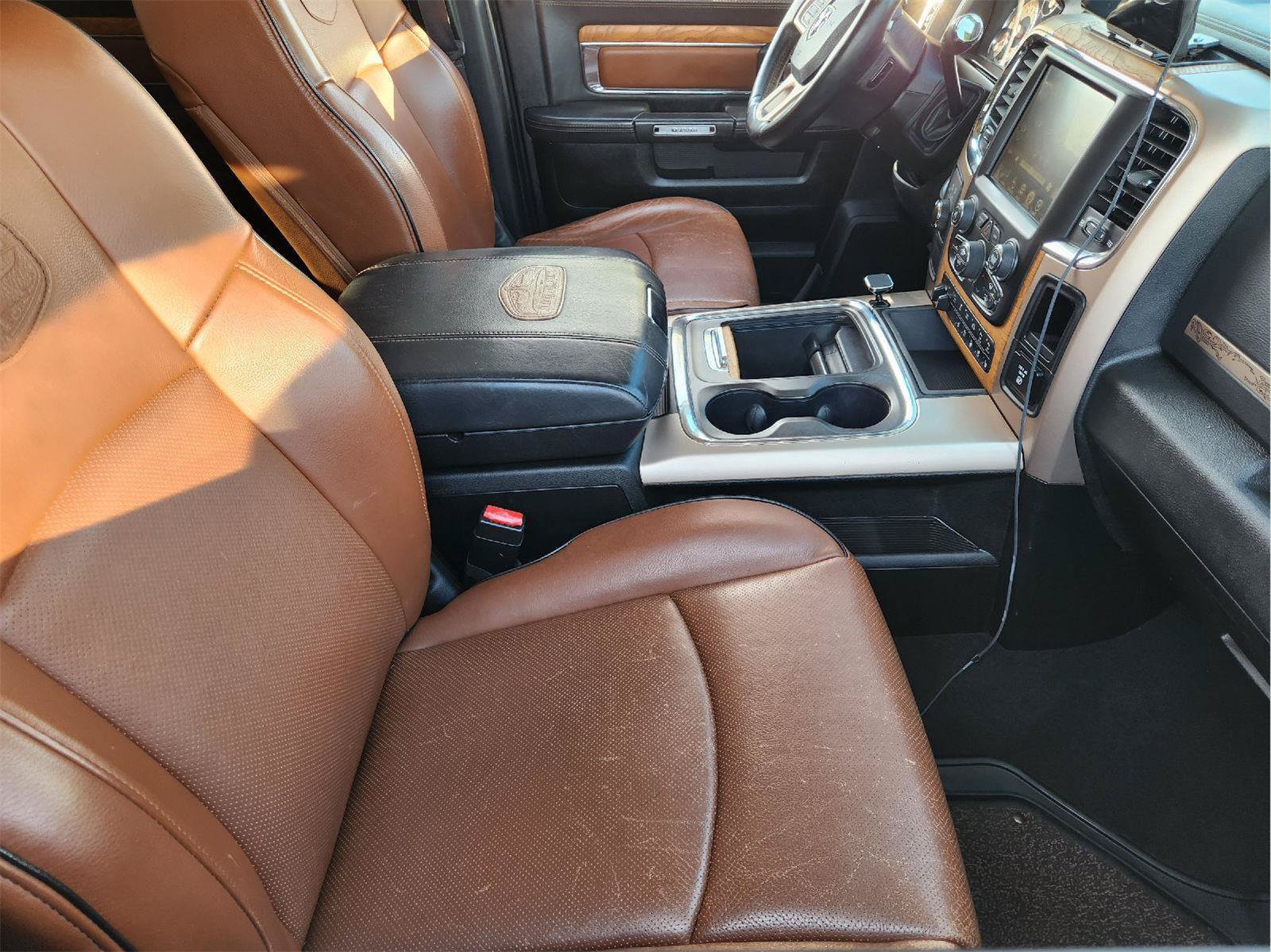 Used 2017 RAM 2500 Longhorn w/ Convenience Group AWD/4WD image 15