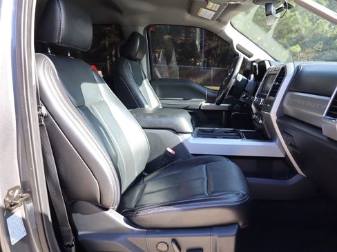 Used 2021 Ford F350 Lariat w/ Lariat Value Package image 34