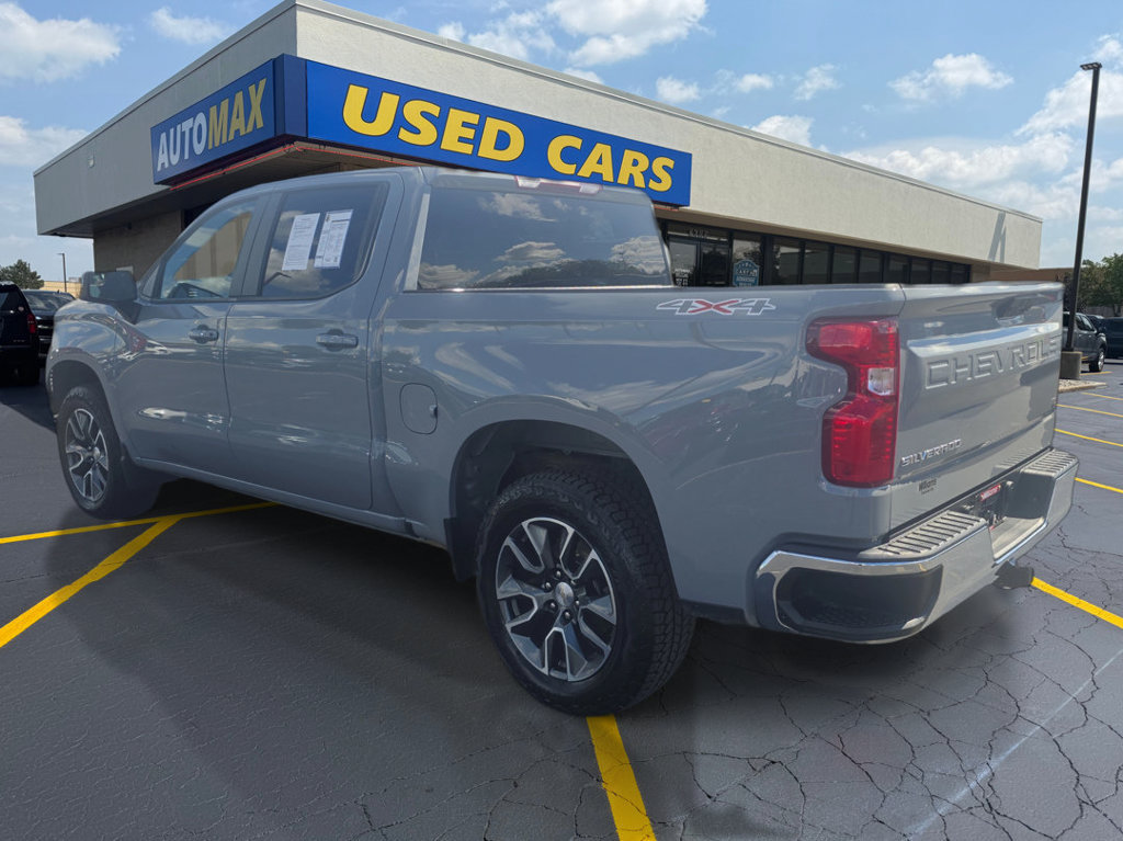 Used 2024 Chevrolet Silverado 1500 LT AWD/4WD image 7