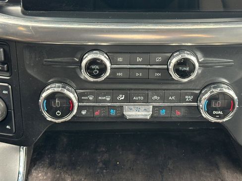 Certified 2021 Ford F150 Lariat w/ Equipment Group 502A High image 21