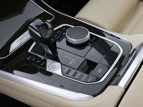 Used 2020 BMW X5 sDrive40i w/ Premium Package RWD image 6