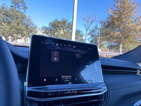 New 2026 Jeep Compass Limited image 5