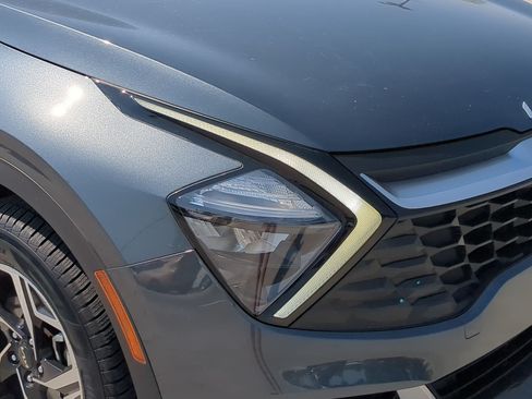 Certified 2023 Kia Sportage LX AWD/4WD image 10