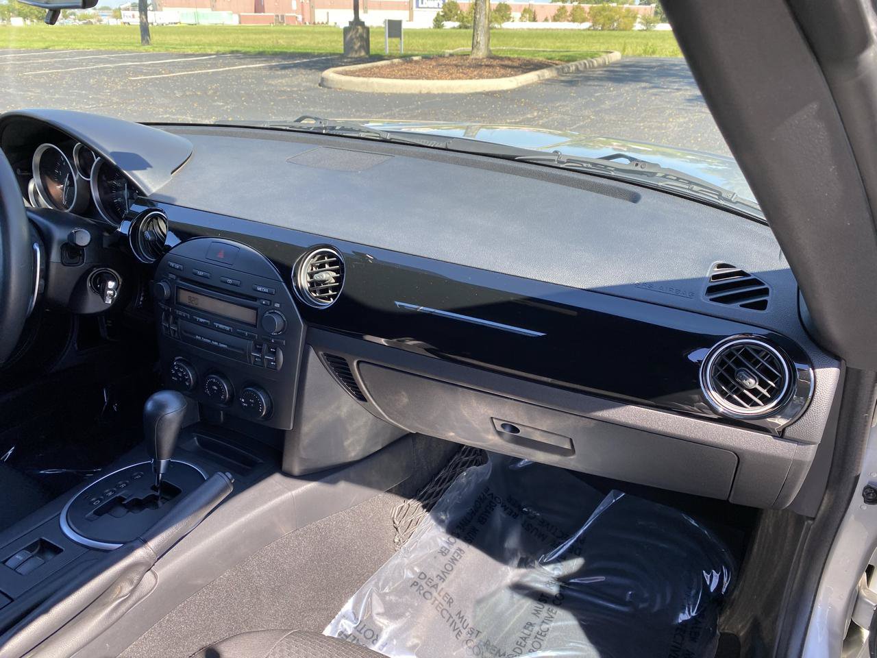 Used 2006 MAZDA MX-5 Miata Touring RWD image 40