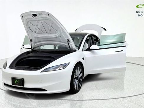 Used 2024 Tesla Model 3 Long Range RWD image 13
