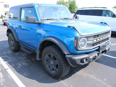 Used 2024 Ford Bronco Black Diamond AWD/4WD image 3
