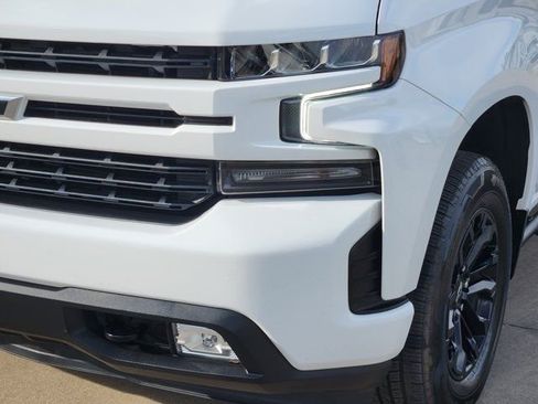 Used 2021 Chevrolet Silverado 1500 RST w/ Convenience Package II image 16