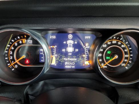 Used 2023 Jeep Gladiator Mojave w/ Cold Weather Group AWD/4WD image 28