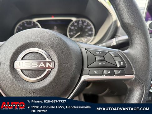 Used 2025 Nissan Sentra SV FWD image 19