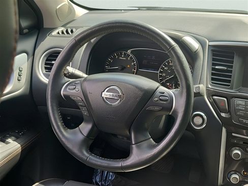 Used 2020 Nissan Pathfinder SL AWD/4WD image 15