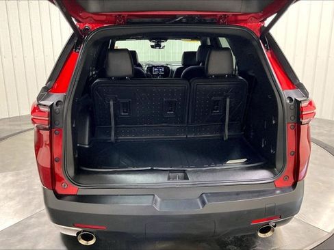 Used 2023 Chevrolet Traverse RS w/ LPO, Floor Liner Package AWD/4WD image 39