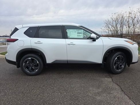 New 2026 Nissan Rogue SV w/ SV Premium Package image 20