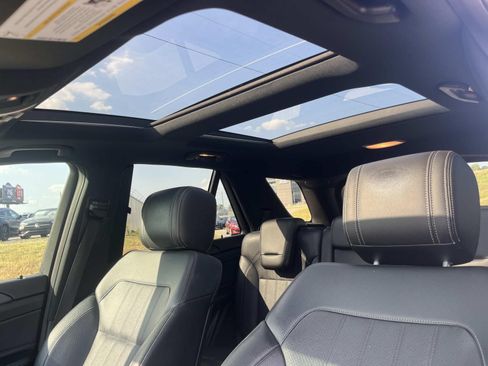 Certified 2018 Mercedes-Benz GLE 43 AMG 4MATIC image 31