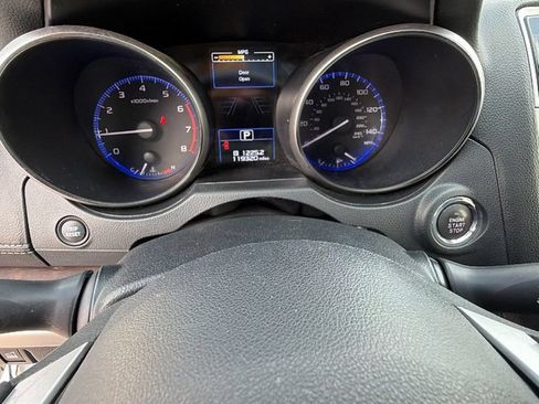 Used 2018 Subaru Outback 2.5i Limited AWD/4WD image 21