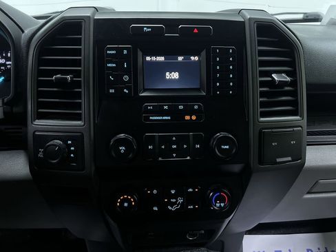 Used 2022 Ford F250 XL w/ Power Equipment Group AWD/4WD image 20