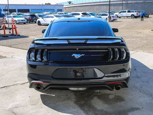 Used 2019 Ford Mustang Coupe w/ Ecoboost Performance Package image 8
