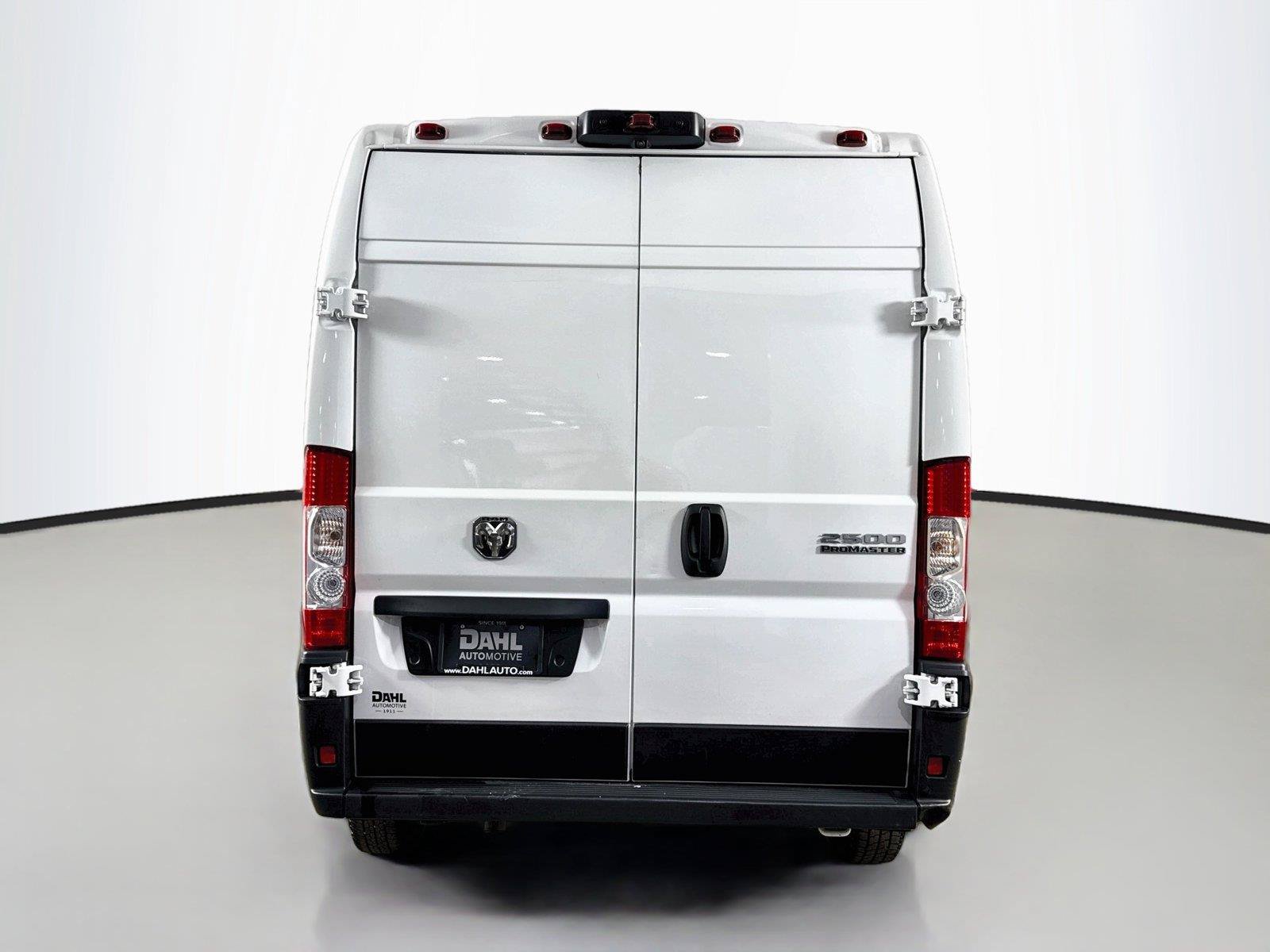 Used 2023 RAM ProMaster 2500 FWD image 12