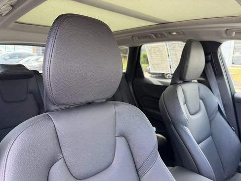 Certified 2023 Volvo XC60 B5 Plus w/ Climate Package AWD/4WD image 16