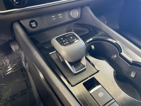 Certified 2025 Nissan Rogue S image 25