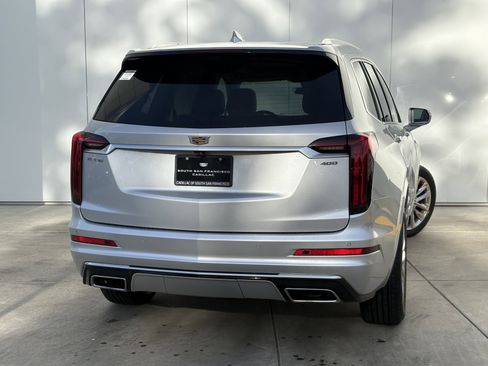 Used 2020 Cadillac XT6 Premium Luxury image 6