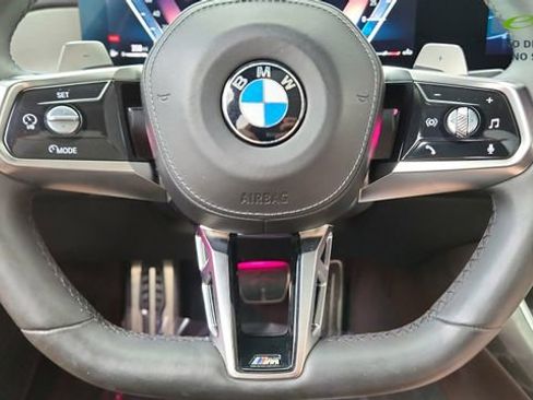 Used 2023 BMW 740i w/ Parking Assistance Package RWD image 40