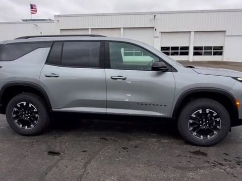 New 2026 Chevrolet Traverse Z71 w/ Enhanced Driving Package image 9