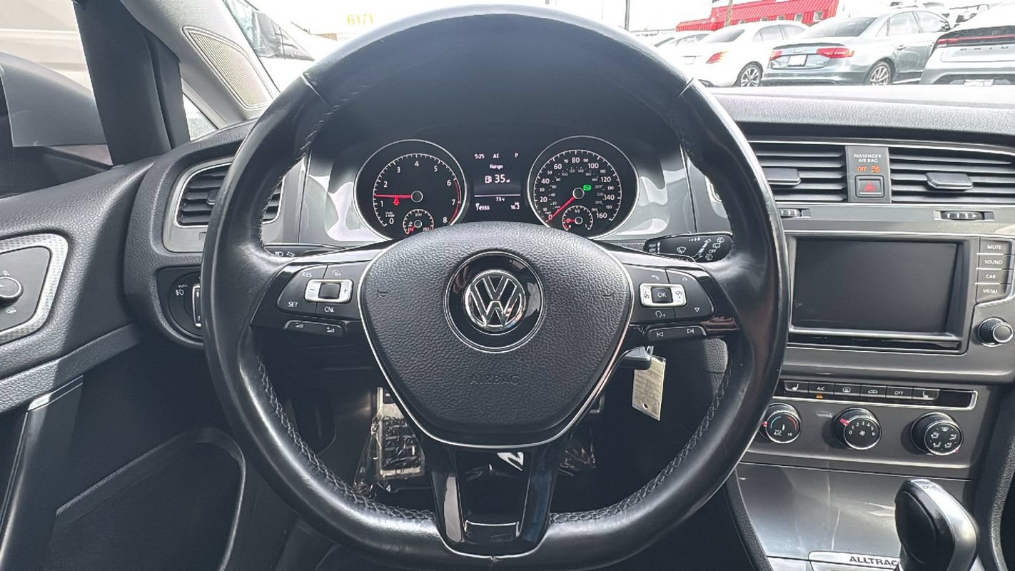 Used 2017 Volkswagen Golf Alltrack SE AWD/4WD image 21