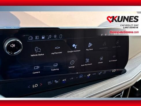 New 2026 Chevrolet Suburban High Country w/ Sun And Tow Package AWD/4WD image 39
